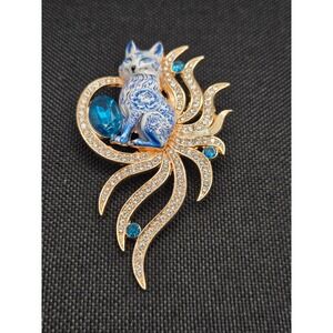 Gold Tone Kitsune Nine Tailed Fox Brooch Blue Enamel Rhinestone Crystal Pin